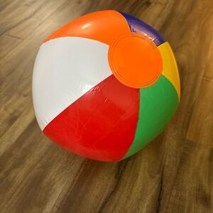 Pack of 11 colorful inflatable beach balls for children, 11.8 inches